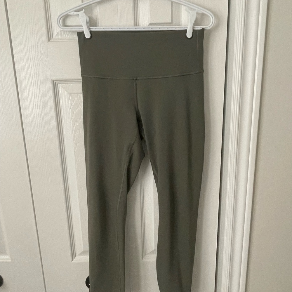 Women’s Lululemon Leggings